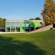 Sede Ikon, vista dall'esterno