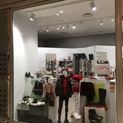 Koala Shoes, vetrina